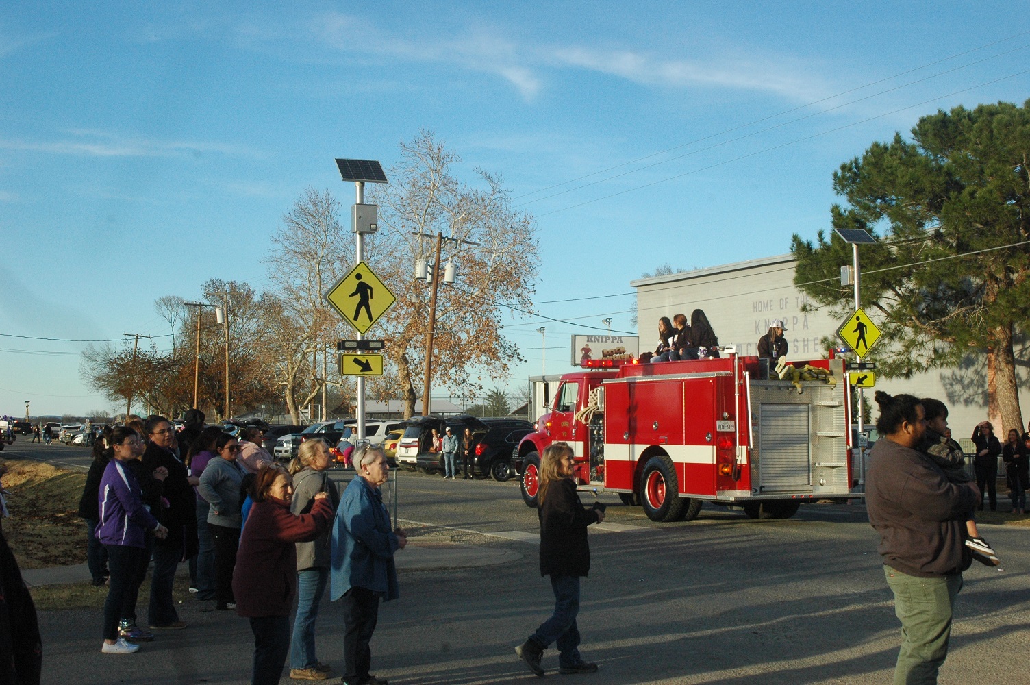 Knippa ISD holds annual parade Uvalde Hesperian