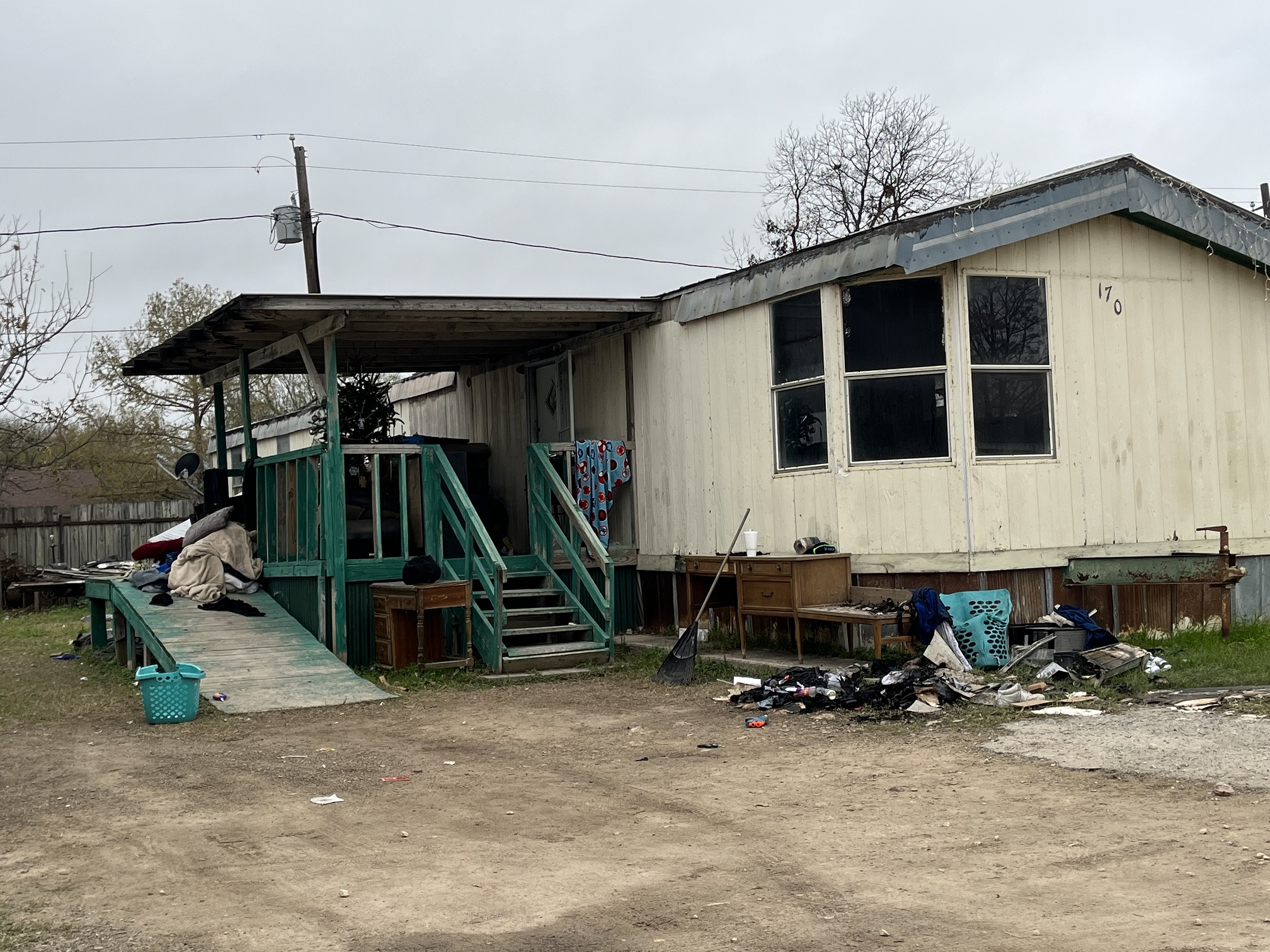 Wednesday morning mobile home fire leaves family seeking help Uvalde
